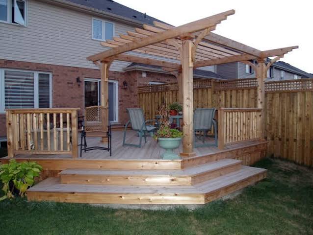 Backyard Enclosure with Pergola